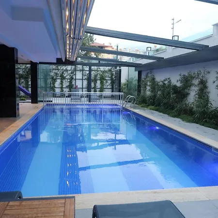 アパート 26 Cleopatra Legacy No 8 *